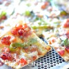 Pizza tomate oignon poivrons 02